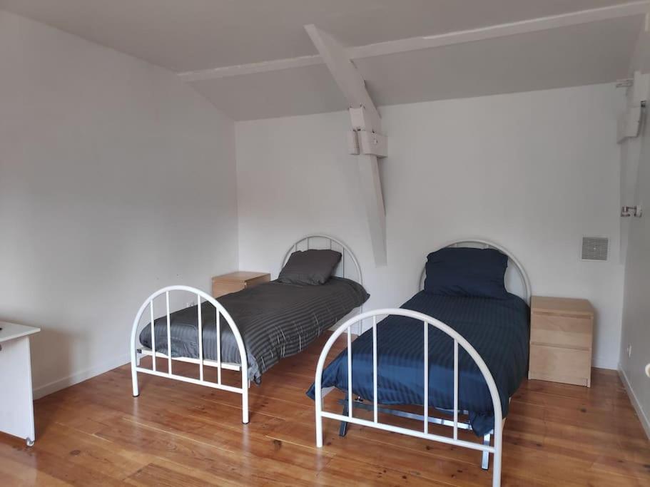 Maison 4 Personnes Caillac Buitenkant foto